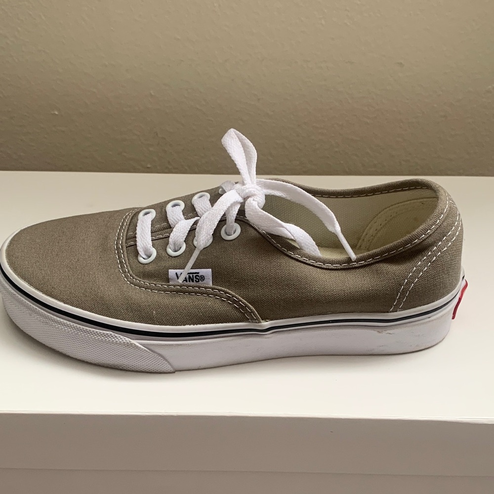 Casual Canvas Lace-Up Sneakers in Taupe